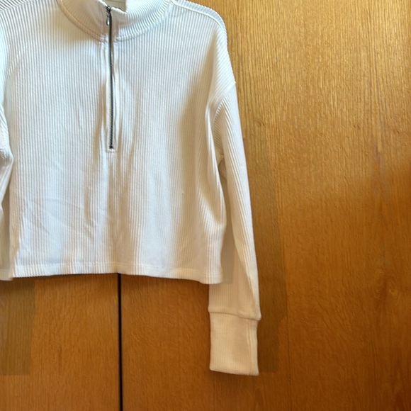 Sweater - Picture 3 of 5